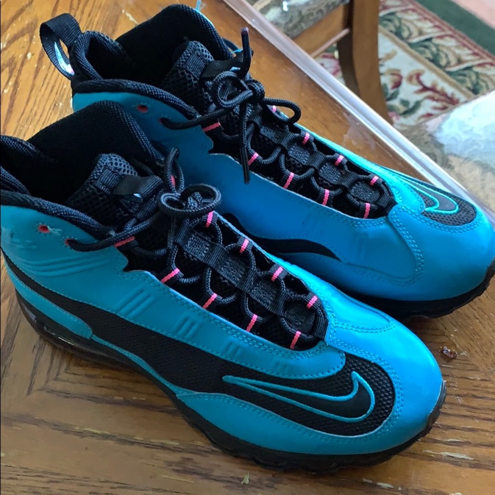 Nike shoes in Youth size!!